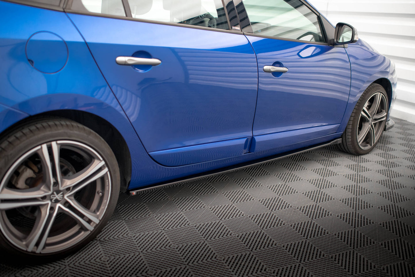 Sideskørter diffuser Renault Megane GT Line Grandtour Mk3 Facelift