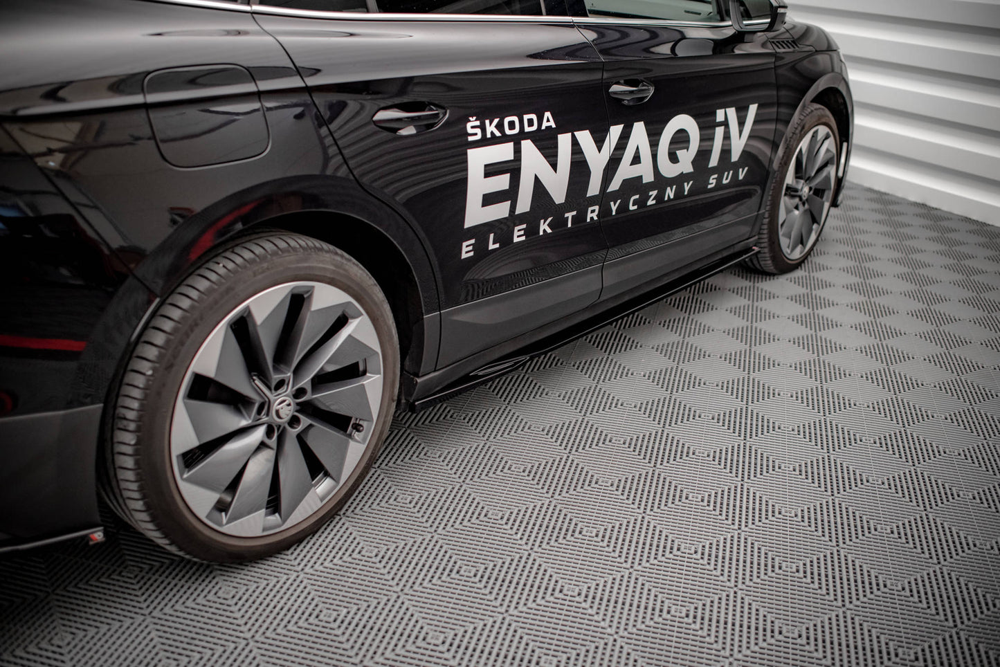 Sideskørter diffuser Skoda Enyaq iV