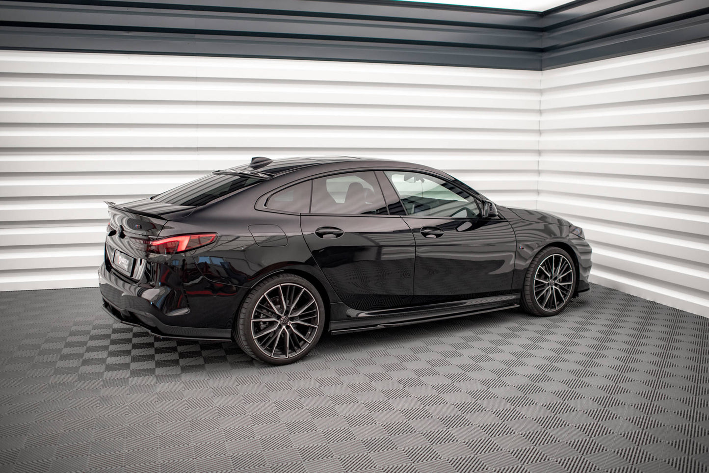 Sideskørter diffuser V.1 BMW 2 Gran Coupe M-Pack / M235i F44