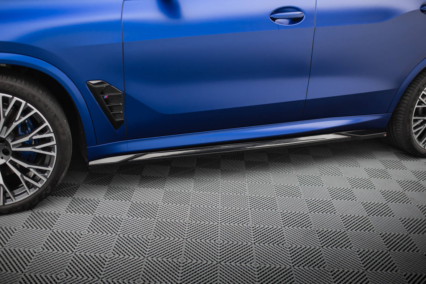 Sideskørter diffuser V.1 BMW X5 M-Pack G05 Facelift