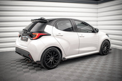 Sideskørter diffuser V.1 + Flaps Toyota Yaris Mk4