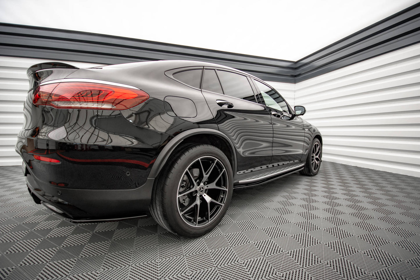 Sideskørter diffuser V.1 Mercedes-Benz GLC Coupe AMG-Line C253 Facelift