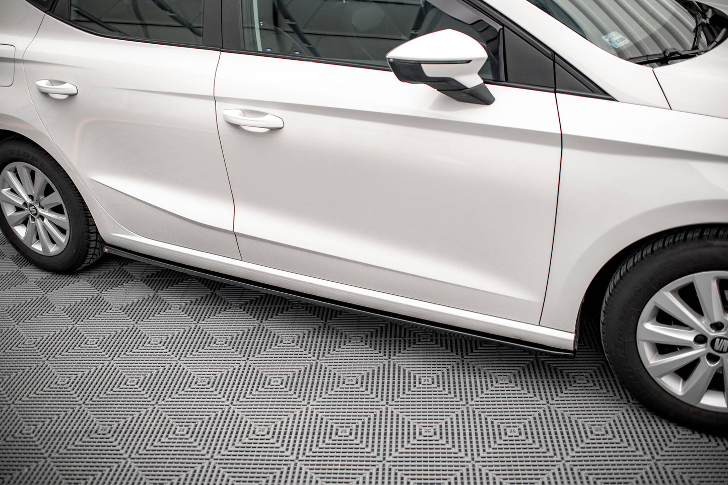 Sideskørter diffuser V.1 Seat Ibiza FR/ Standard Mk5