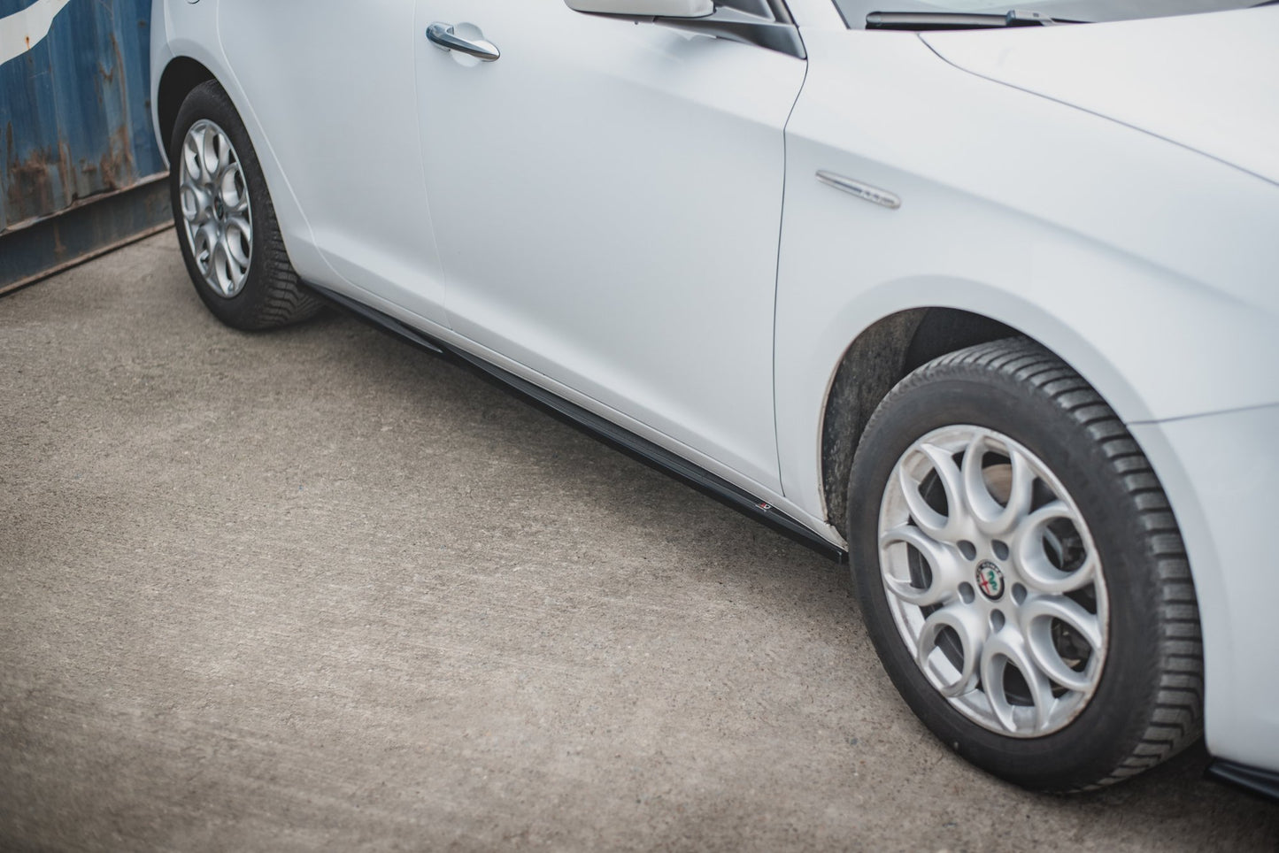 Sideskørter diffuser V.2 Alfa Romeo Giulietta