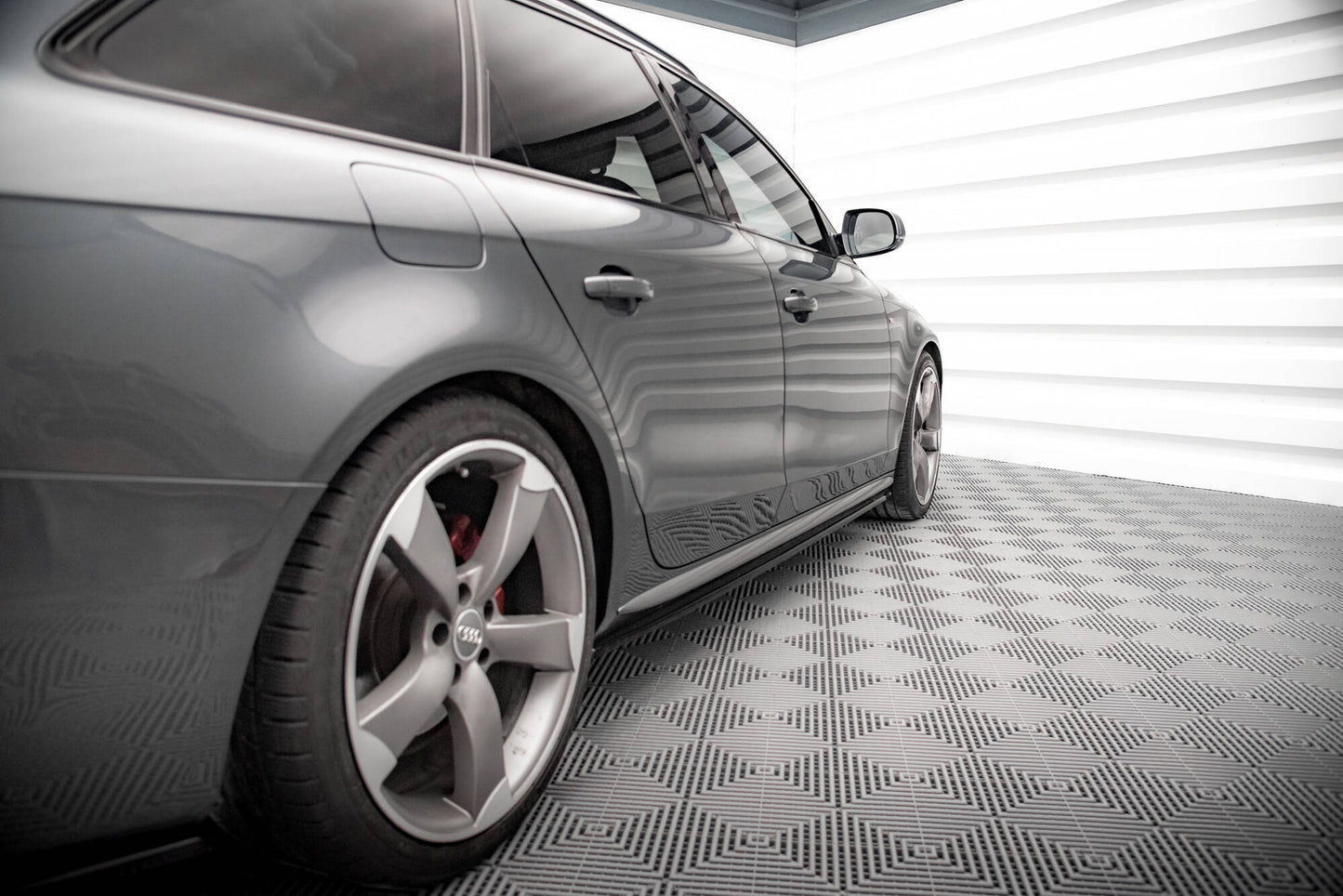 Sideskørter diffuser V.2 Audi A4 / A4 S-Line / S4 B8