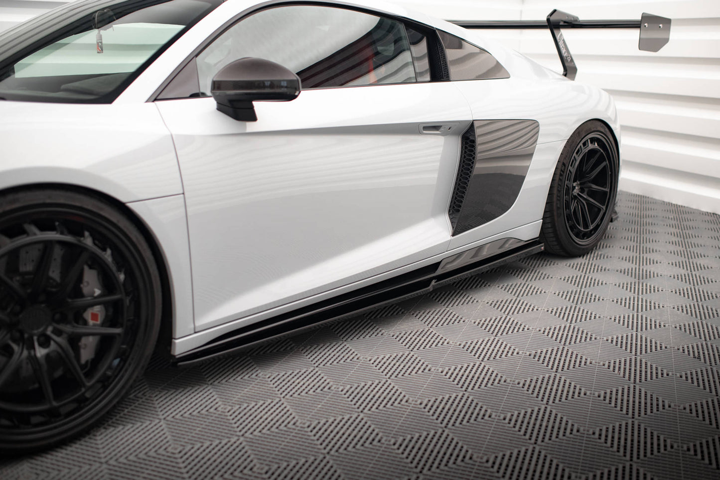Sideskørter diffuser V.2 Audi R8 Mk2 Facelift