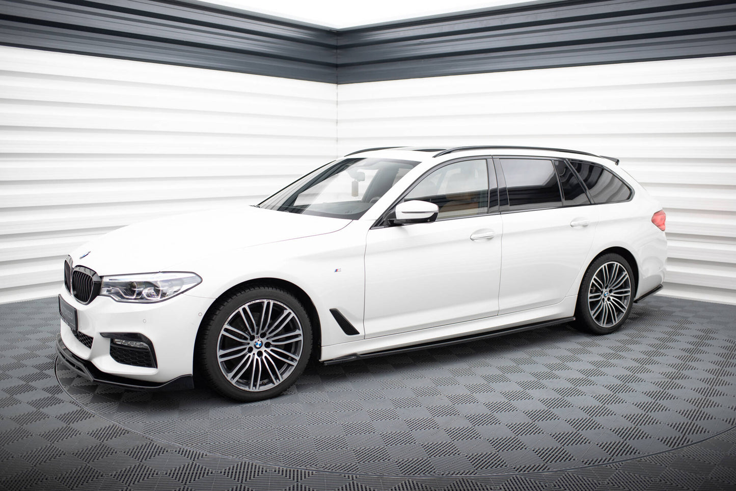 Sideskørter diffuser V.2 BMW 5 M-Pack G30 / G31