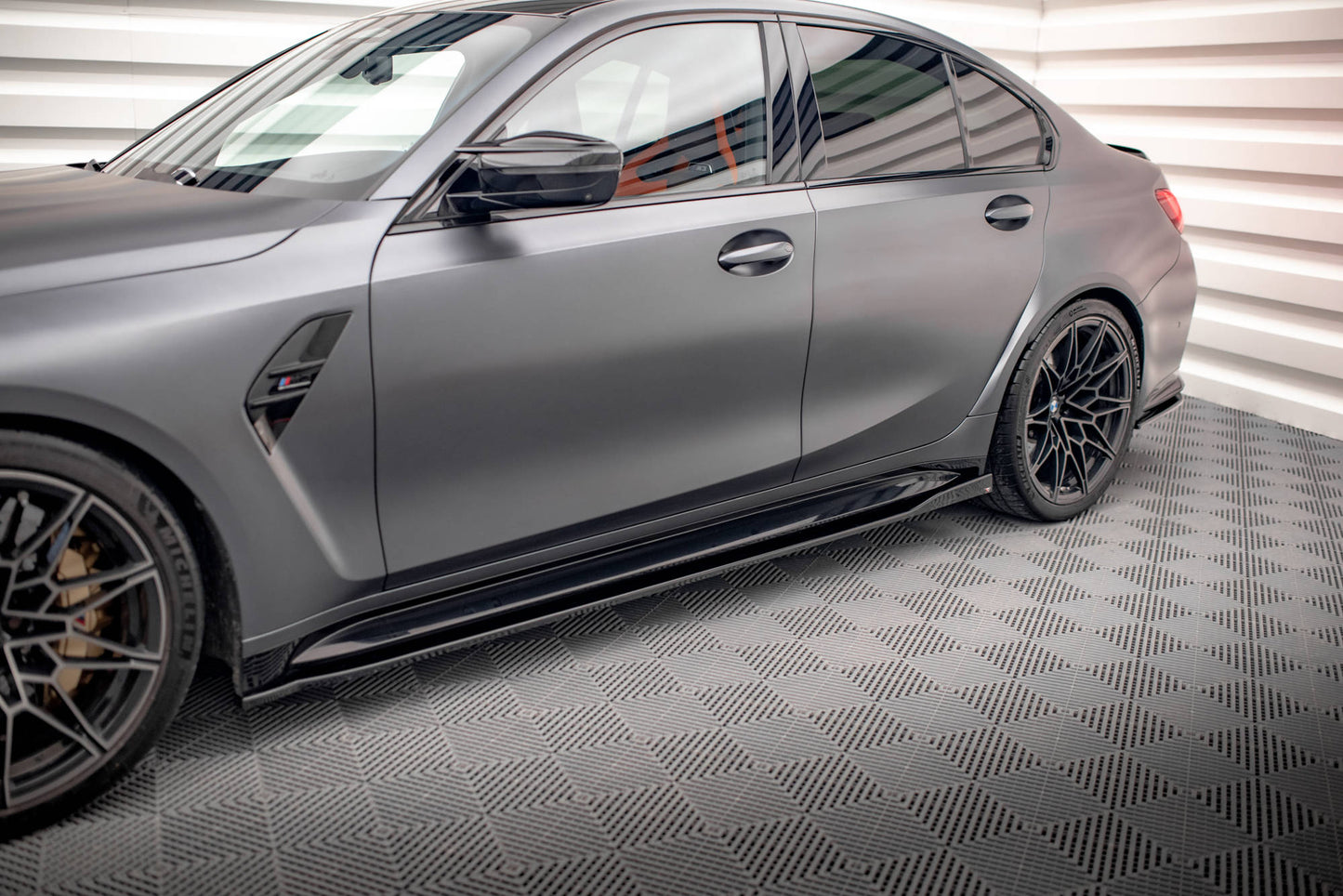 Sideskørter diffuser V.2 BMW M3 Sedan / Touring G80 / G81