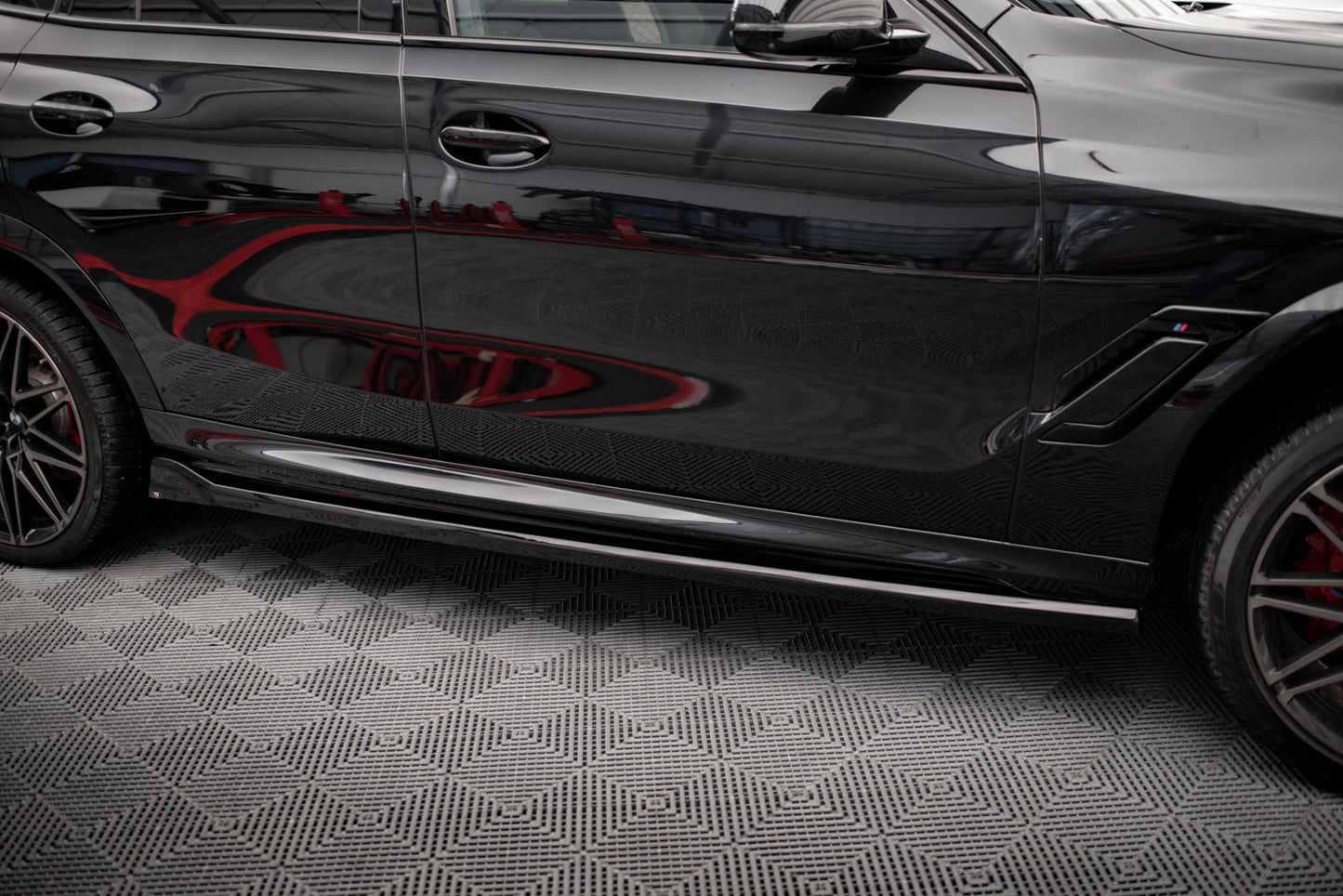 Sideskørter diffuser V.2 BMW X6 M F96 / X6 M-Pack G06
