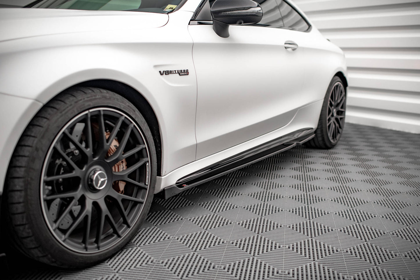 Sideskørter diffuser V.2 Mercedes-AMG C 63AMG Coupe C205 Facelift