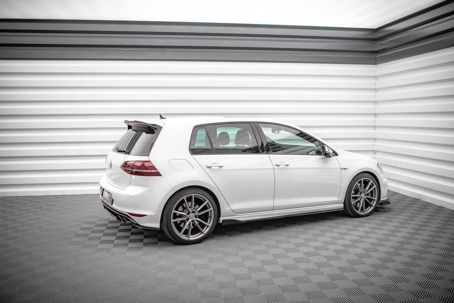 Sideskørter diffuser V.2 Volkswagen Golf R / R-Line Mk7