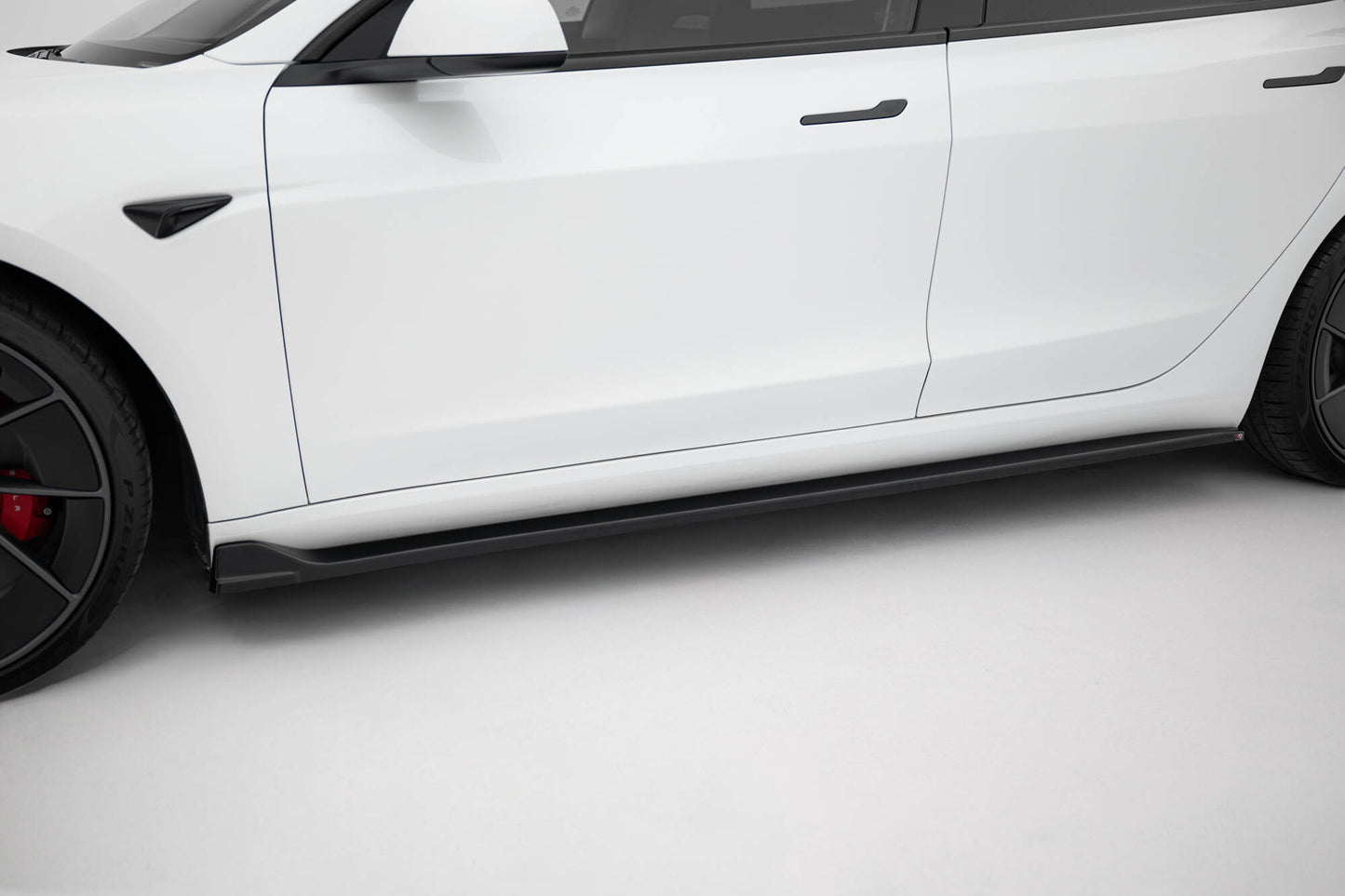 Sideskørter diffuser V.3 Tesla Model 3 Performance Mk1 Facelift