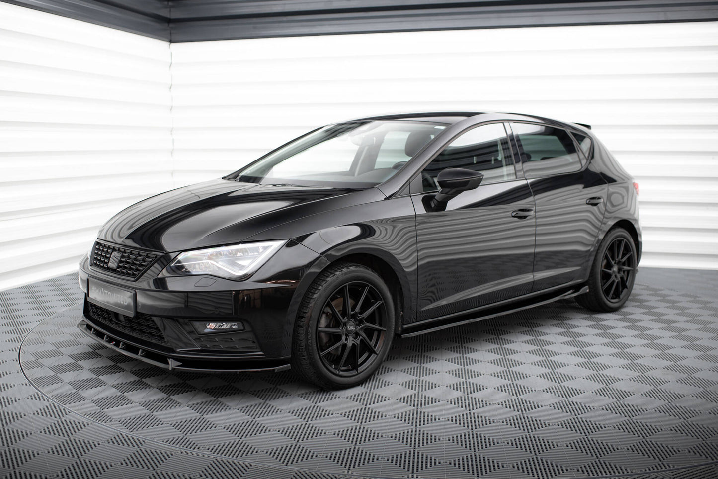 Sideskørter diffuser V.4 Seat Leon Cupra / FR Mk3 FL