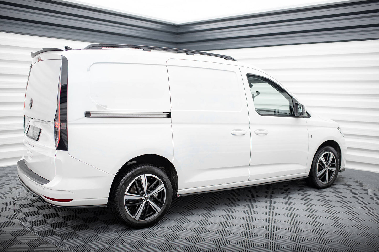 Sideskørter diffuser Volkswagen Caddy Maxi Mk5