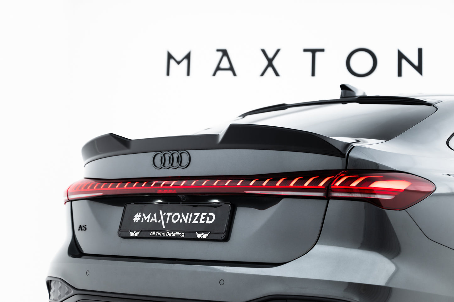 Spoiler cap 3D Audi A5 S-Line Sedan B10