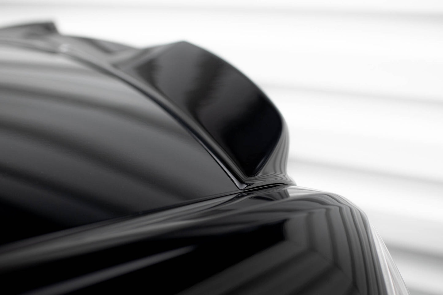 Spoiler cap 3D Chrysler 300 Mk2