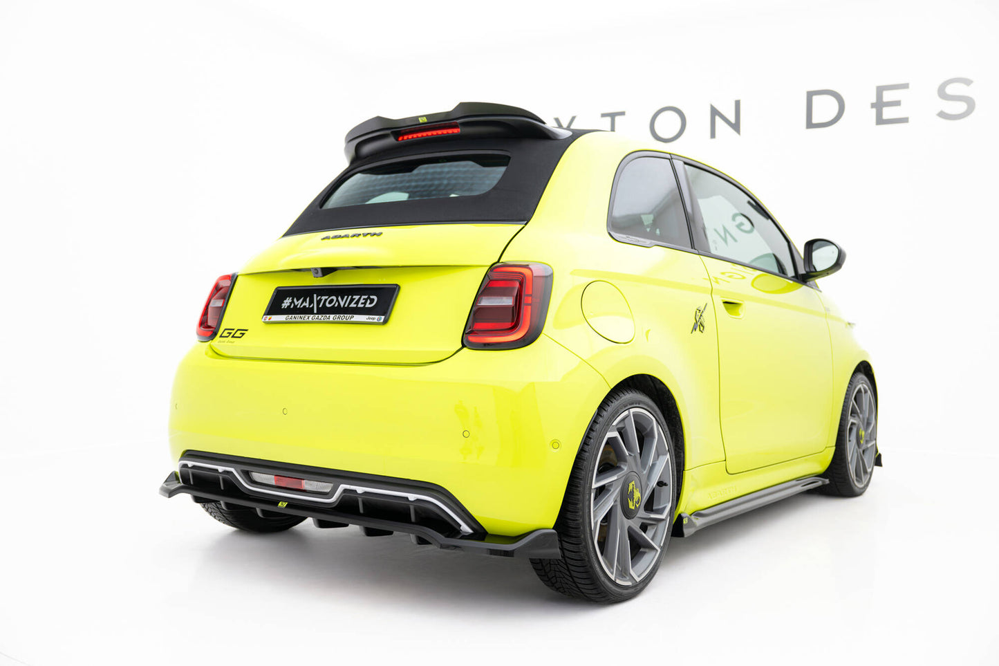 Spoiler cap Abarth 500e