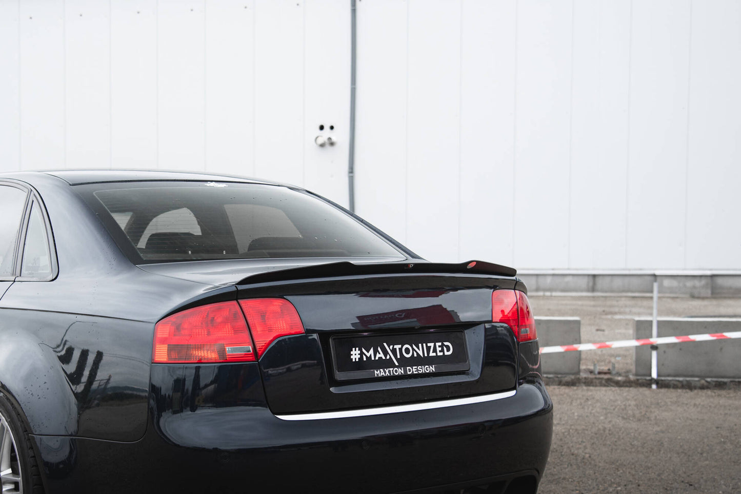 Spoiler cap Audi RS4 Sedan B7