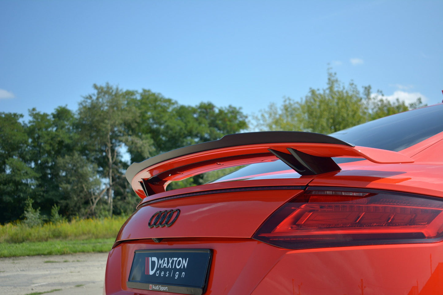 Spoiler cap Audi TT RS 8S