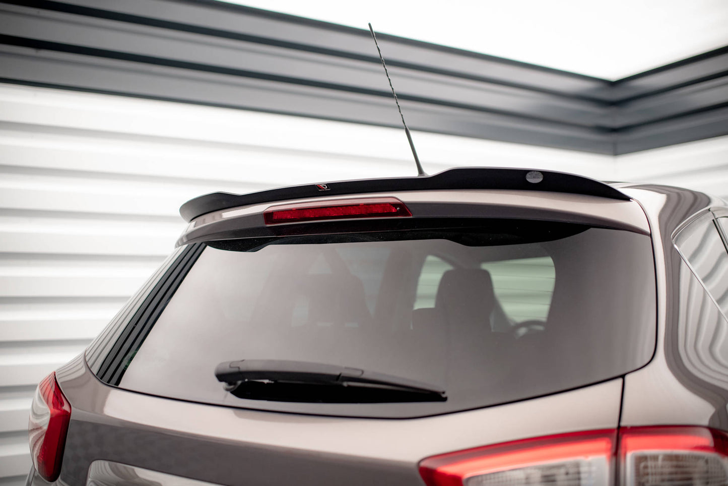 Spoiler cap Ford C-Max Mk2