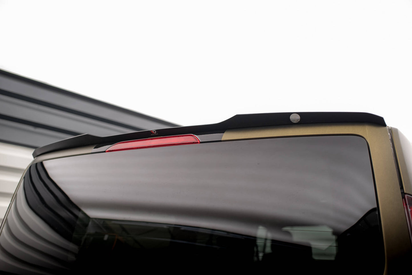 Spoiler cap Ford Tourneo Custom Mk1 Facelift