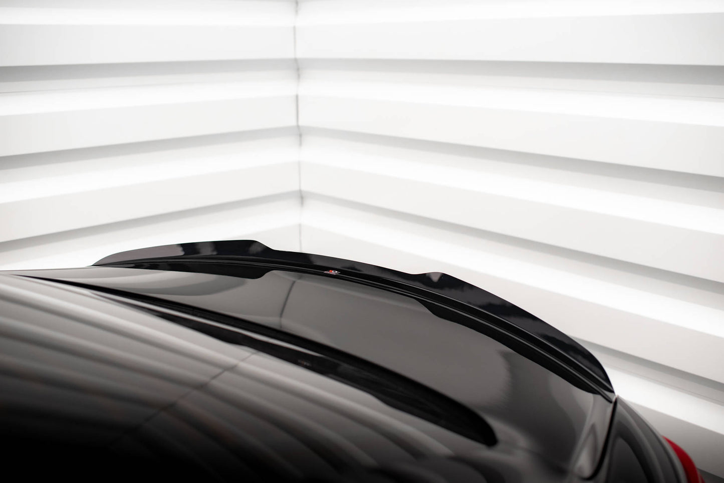 Spoiler cap Infiniti Q50 S Mk1