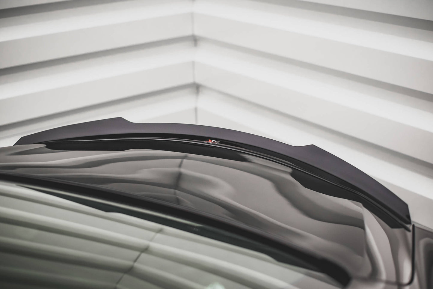 Spoiler cap Infiniti Q60 S Mk2