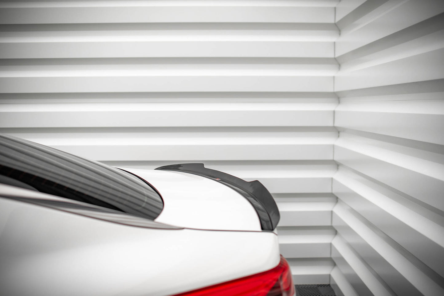 Spoiler cap Kia Optima Mk4