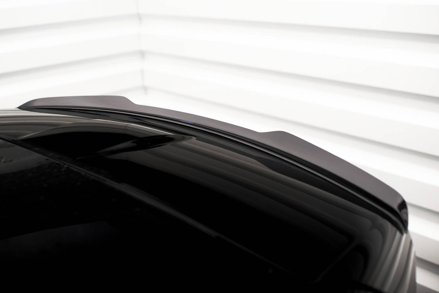 Spoiler cap Land Rover Range Rover Sport SVR Mk2