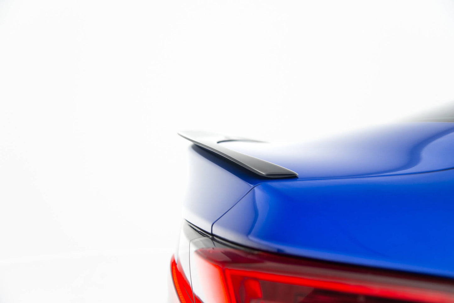 Spoiler cap Lexus RC Mk1