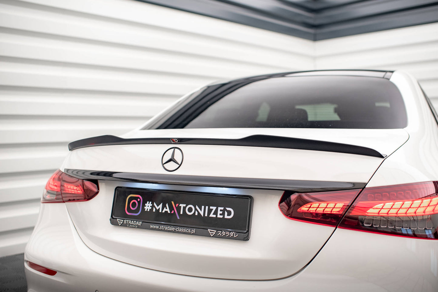 Spoiler cap Mercedes-Benz E Sedan AMG-Line W213 Facelift