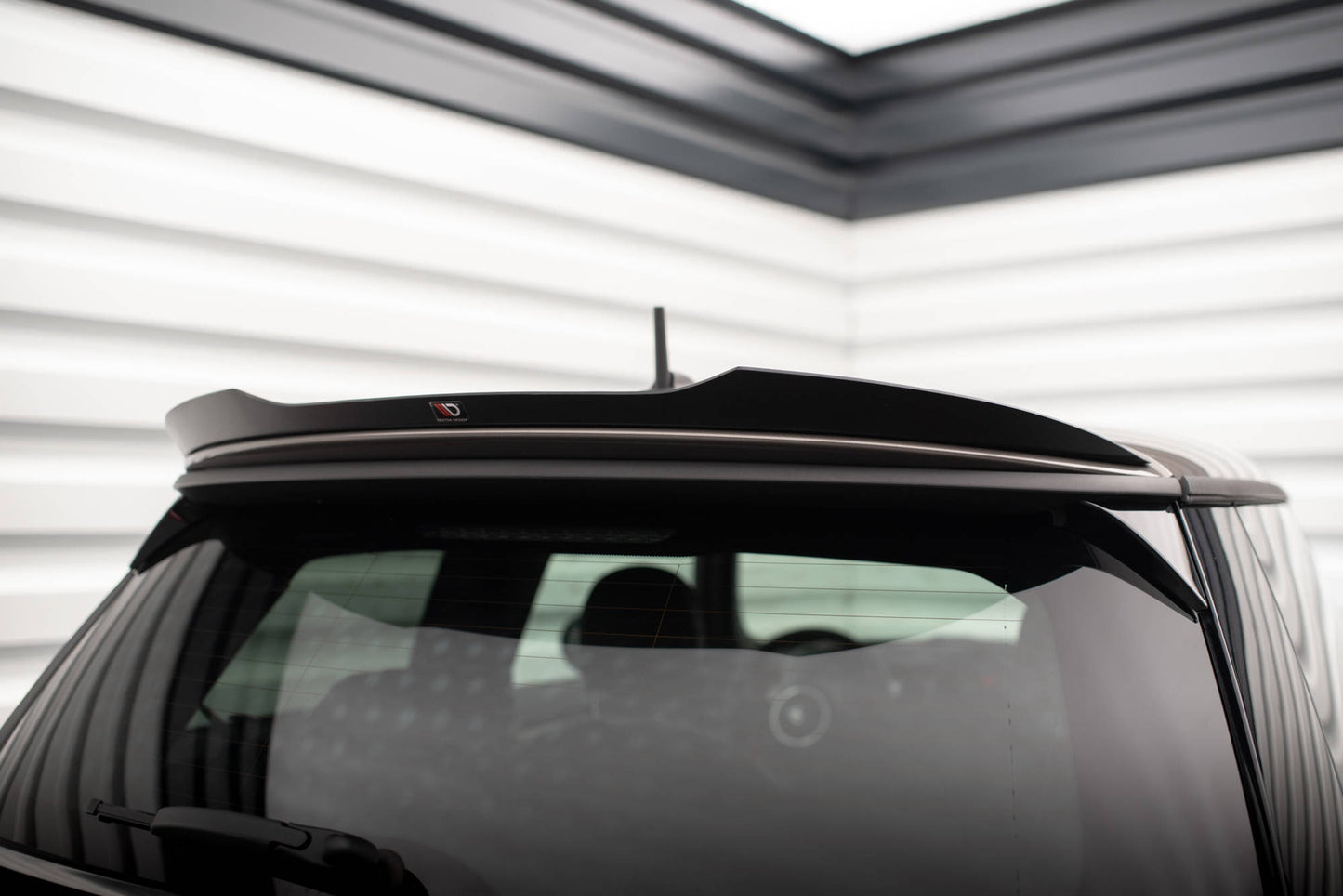 Spoiler cap Mini Cooper S F56 Facelift
