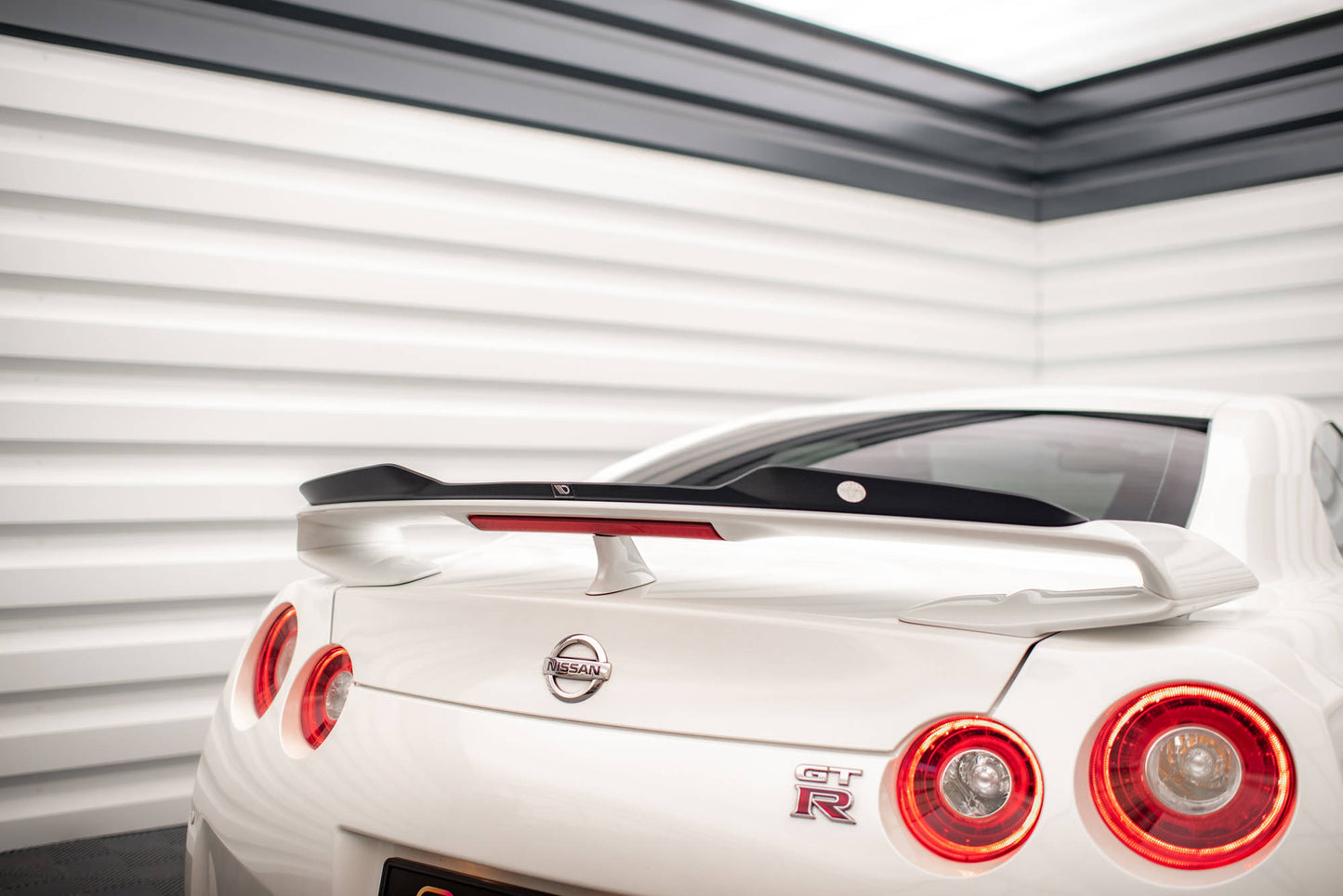 Spoiler cap Nissan GTR R35 Facelift