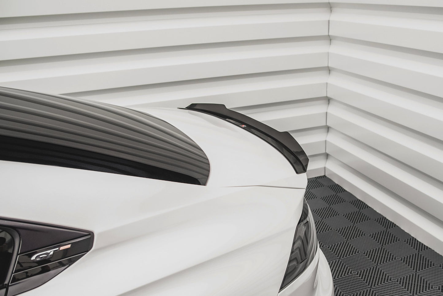Spoiler cap Peugeot 508 Sedan Mk2