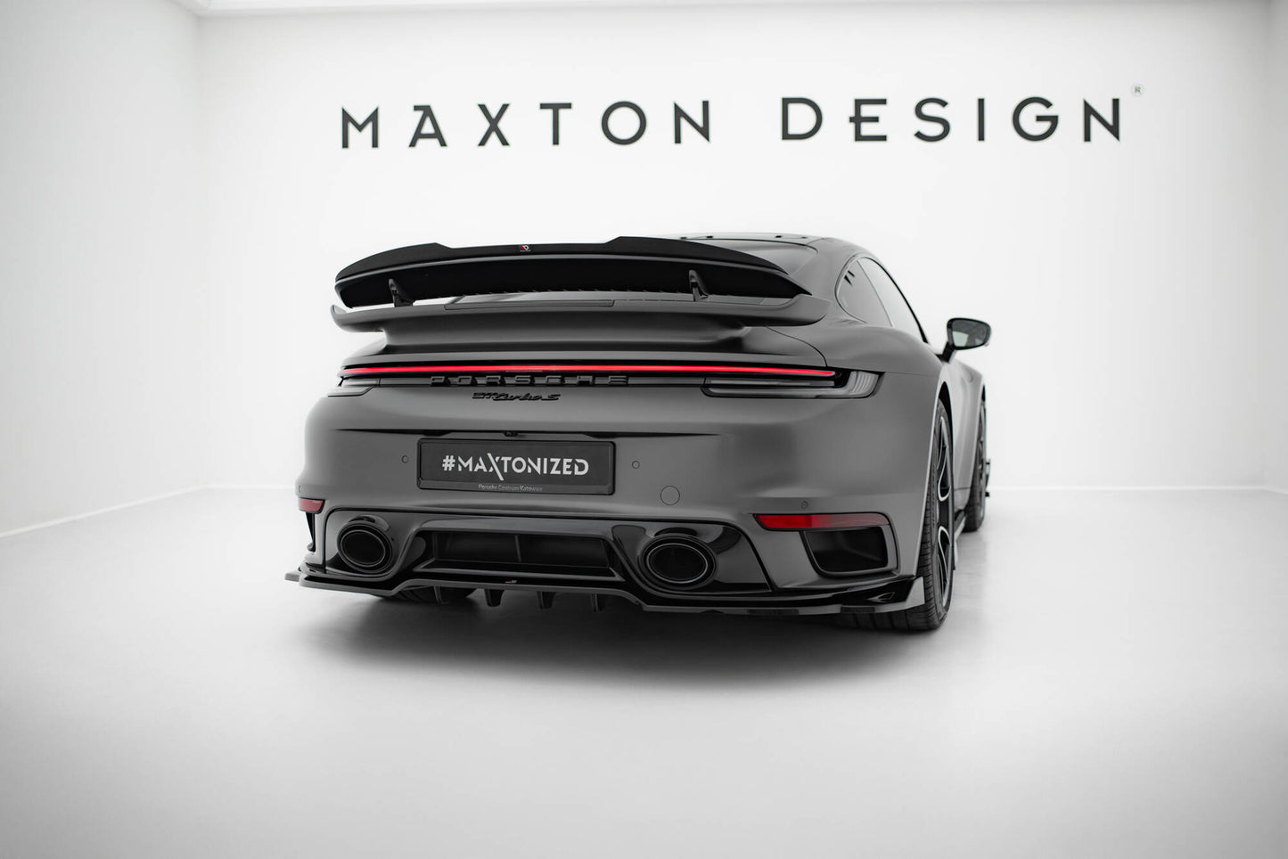 Spoiler cap Porsche 911 Turbo S Sport Package 992