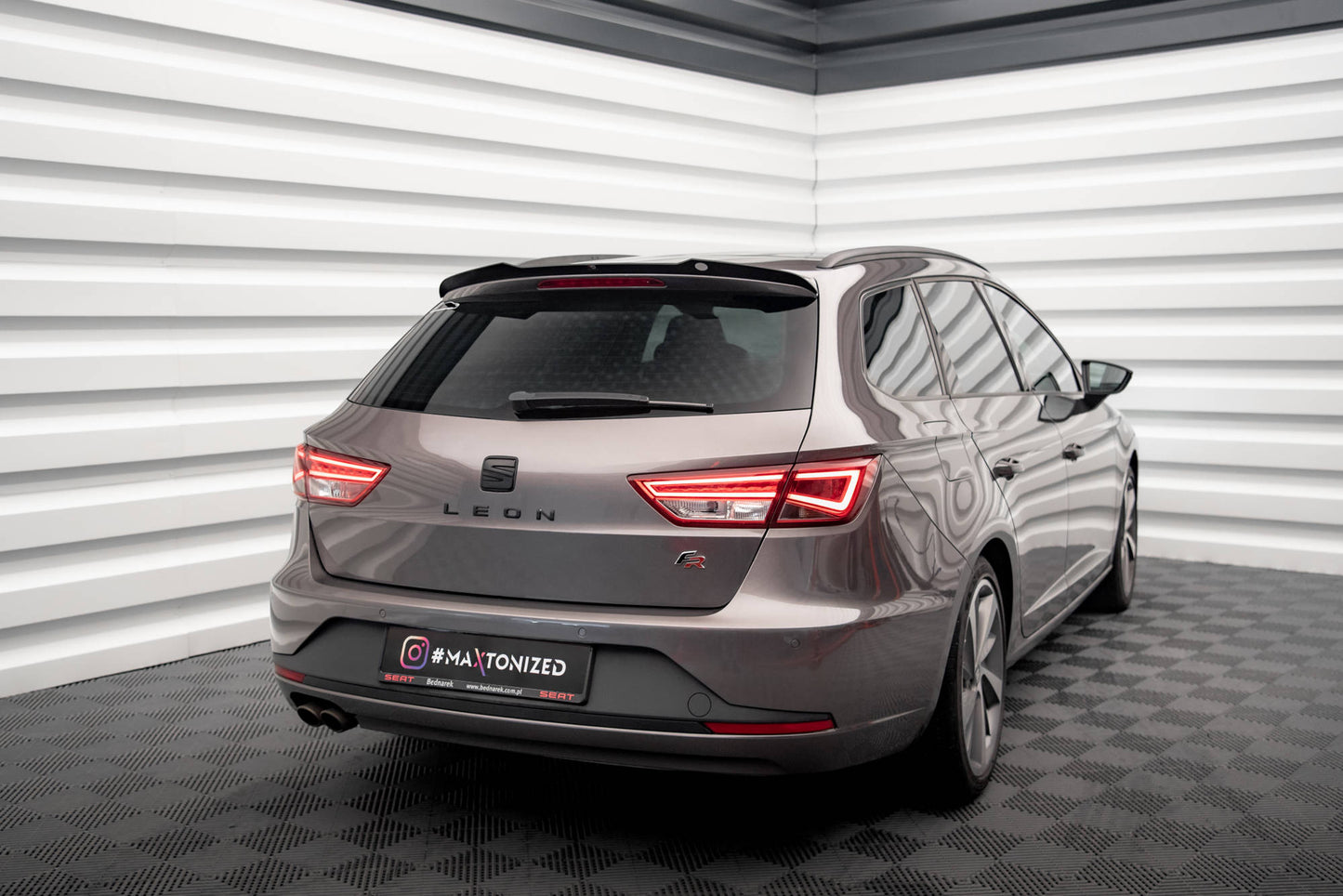 Spoiler cap Seat Leon FR Sportstourer Mk3