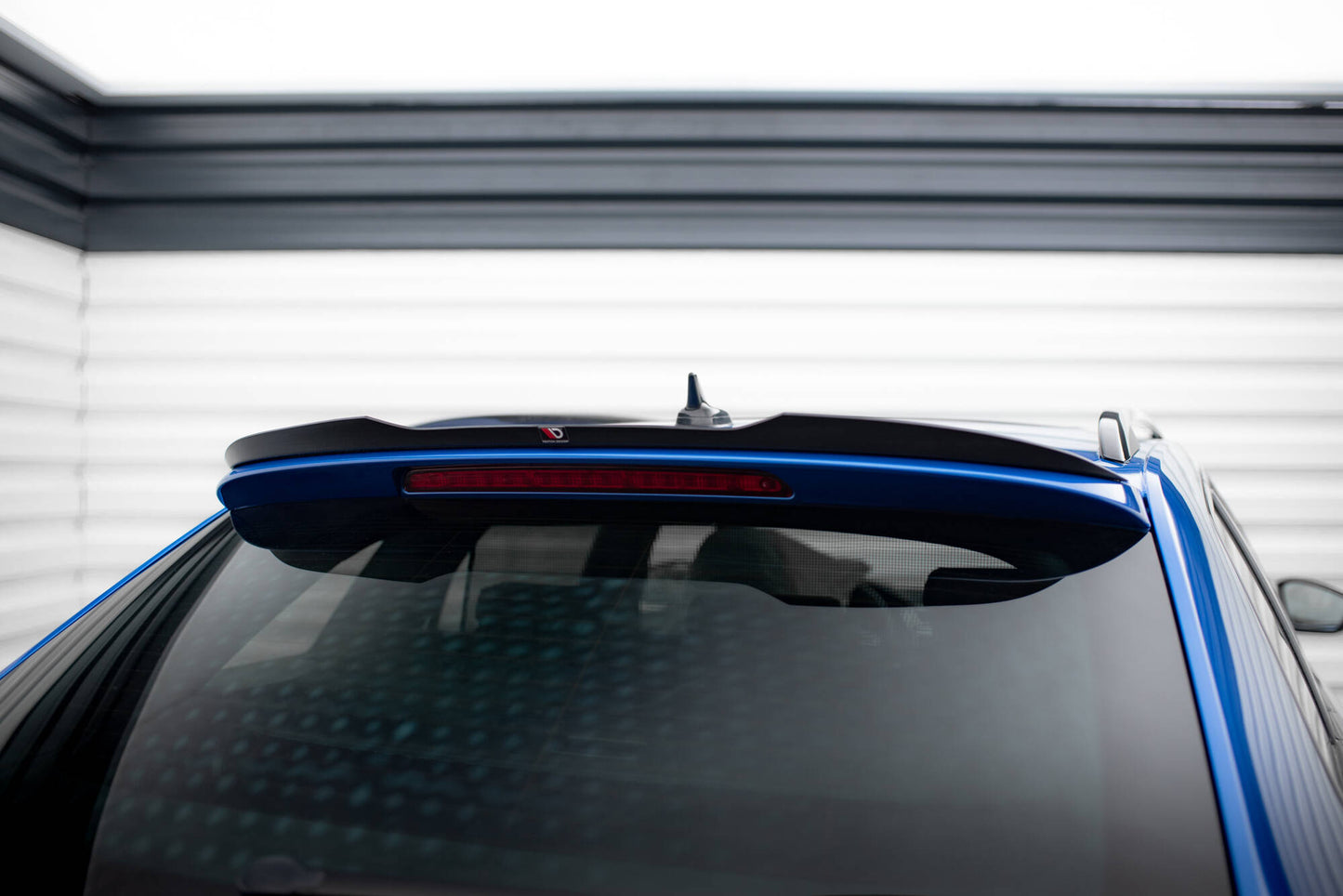 Spoiler cap Skoda Superb Sportline Combi Mk3 / Mk3 Facelift