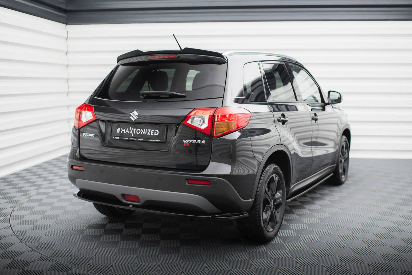 Spoiler cap Suzuki Vitara S Mk2