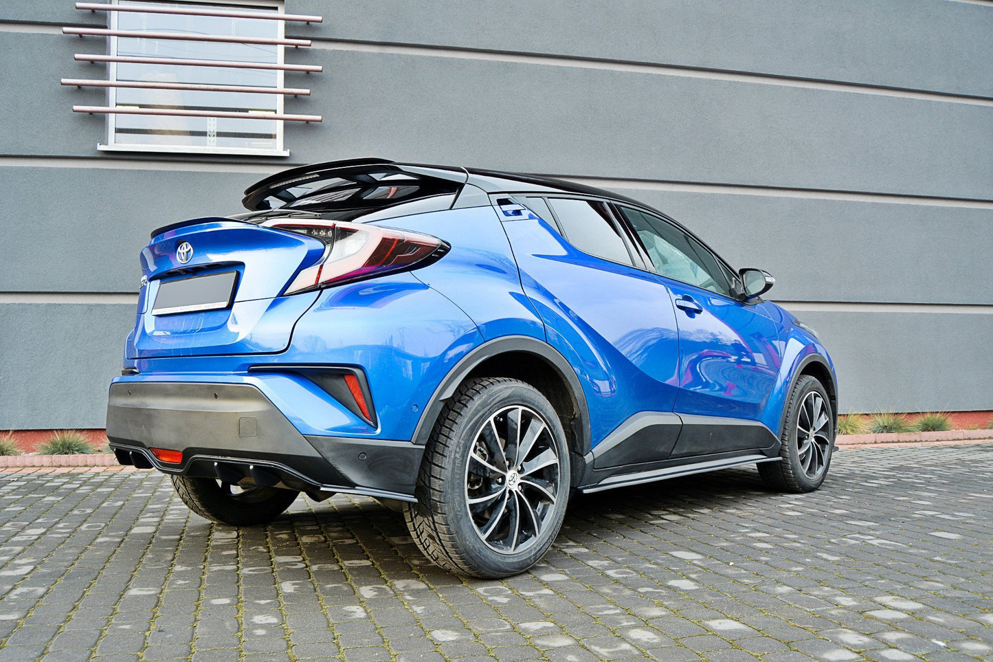 Spoiler cap TOYOTA C-HR