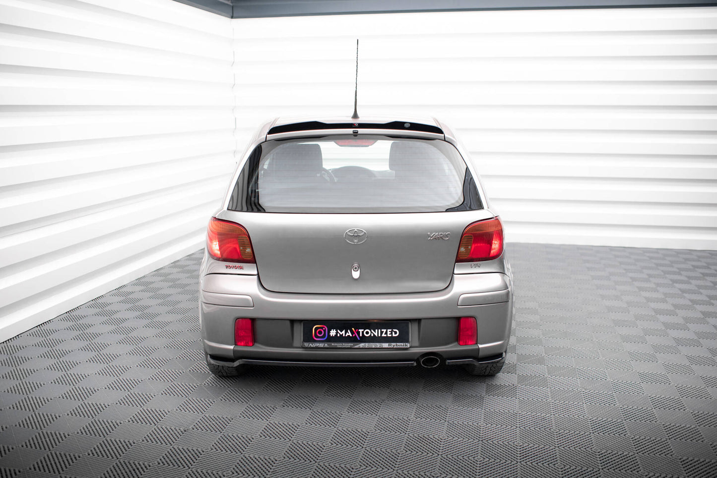 Spoiler cap Toyota Yaris T-Sport Mk1 Facelift