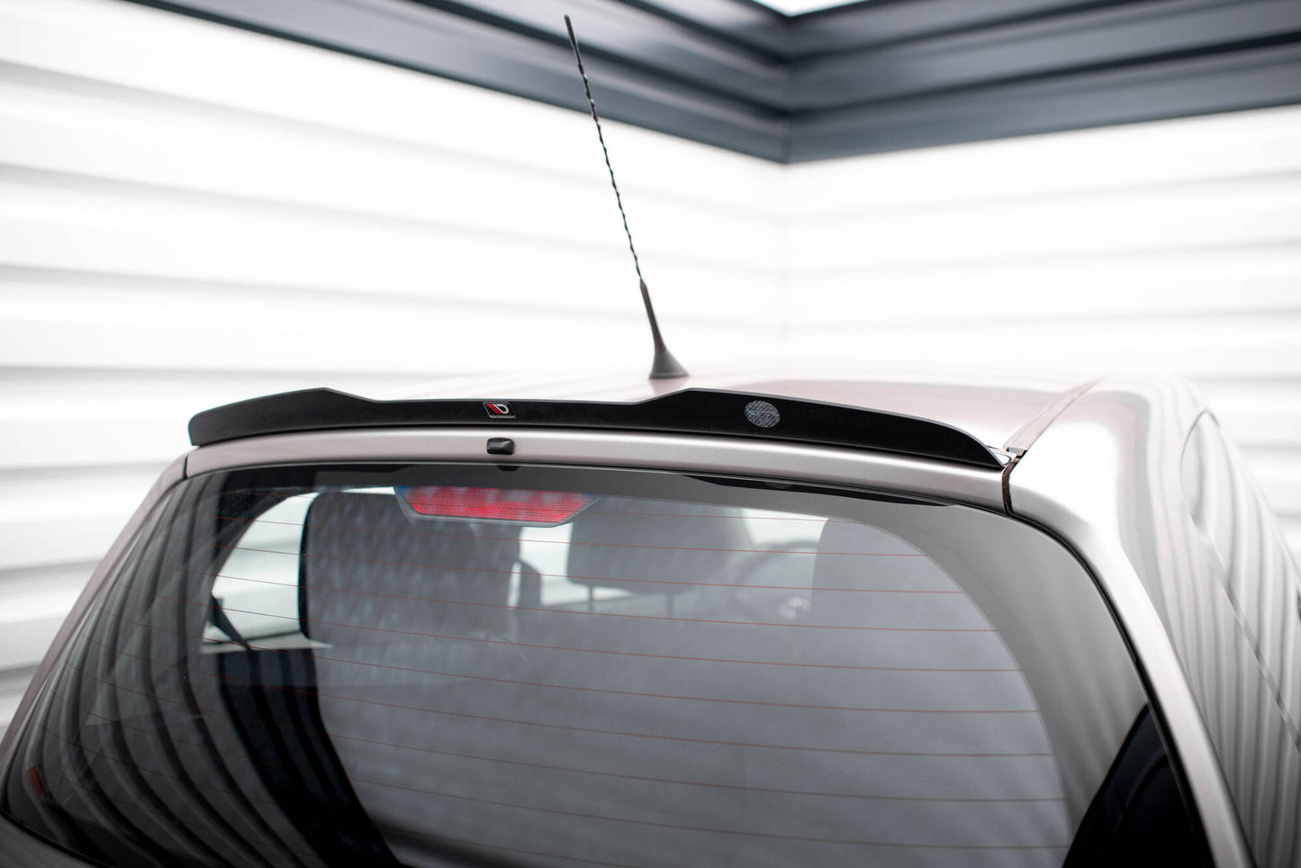 Spoiler cap Toyota Yaris T-Sport Mk1 Facelift