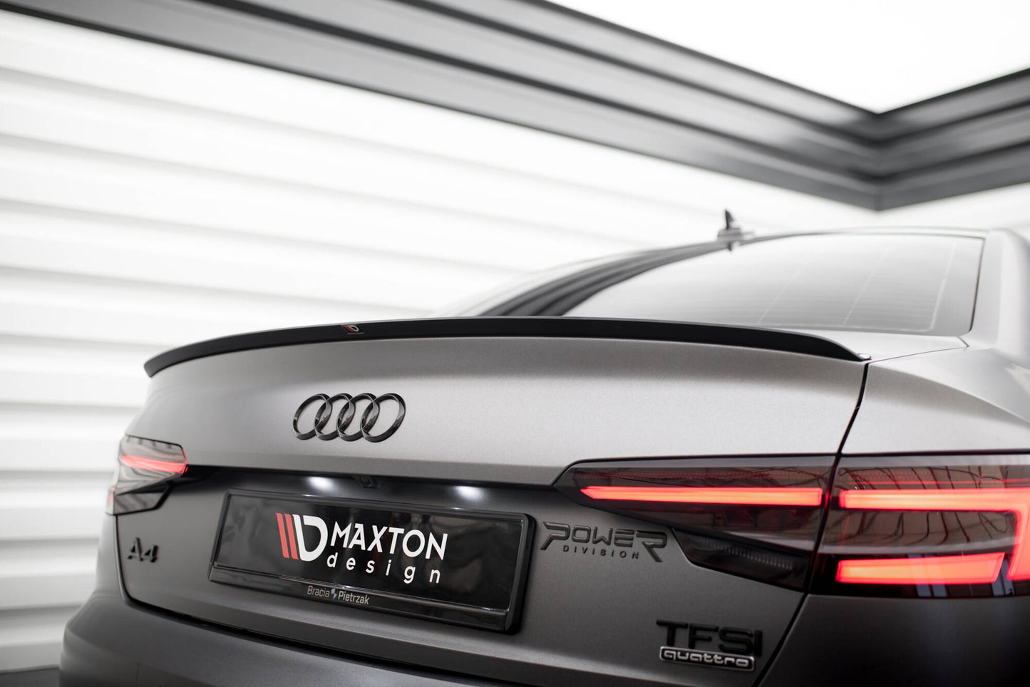 Spoiler cap V.2 Audi S4 / A4 Standard / S-Line / Competition Sedan B9 / B9 Facelift