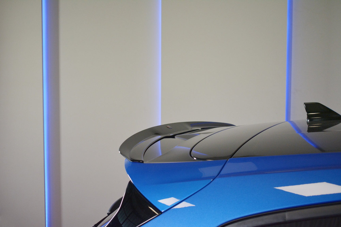Spoiler cap V.2 Ford Focus Hatchback ST-Line Mk4