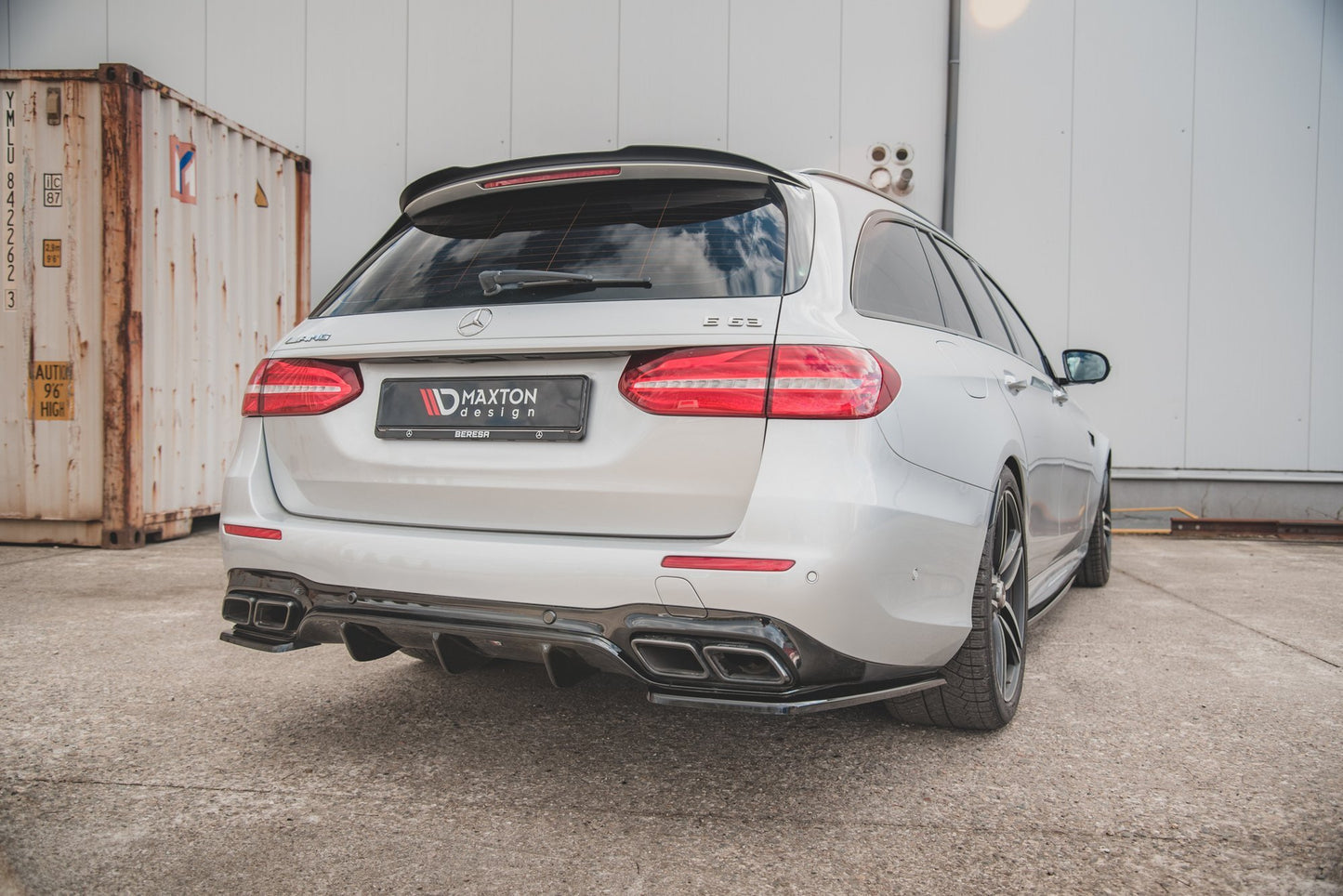 Spoiler cap V.2 Mercedes-Benz E Estate S213