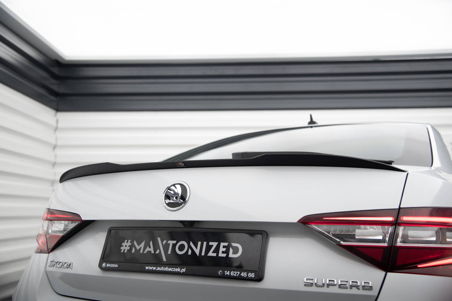Spoiler cap V.2 Skoda Superb Liftback Mk3 / Mk3 Facelift