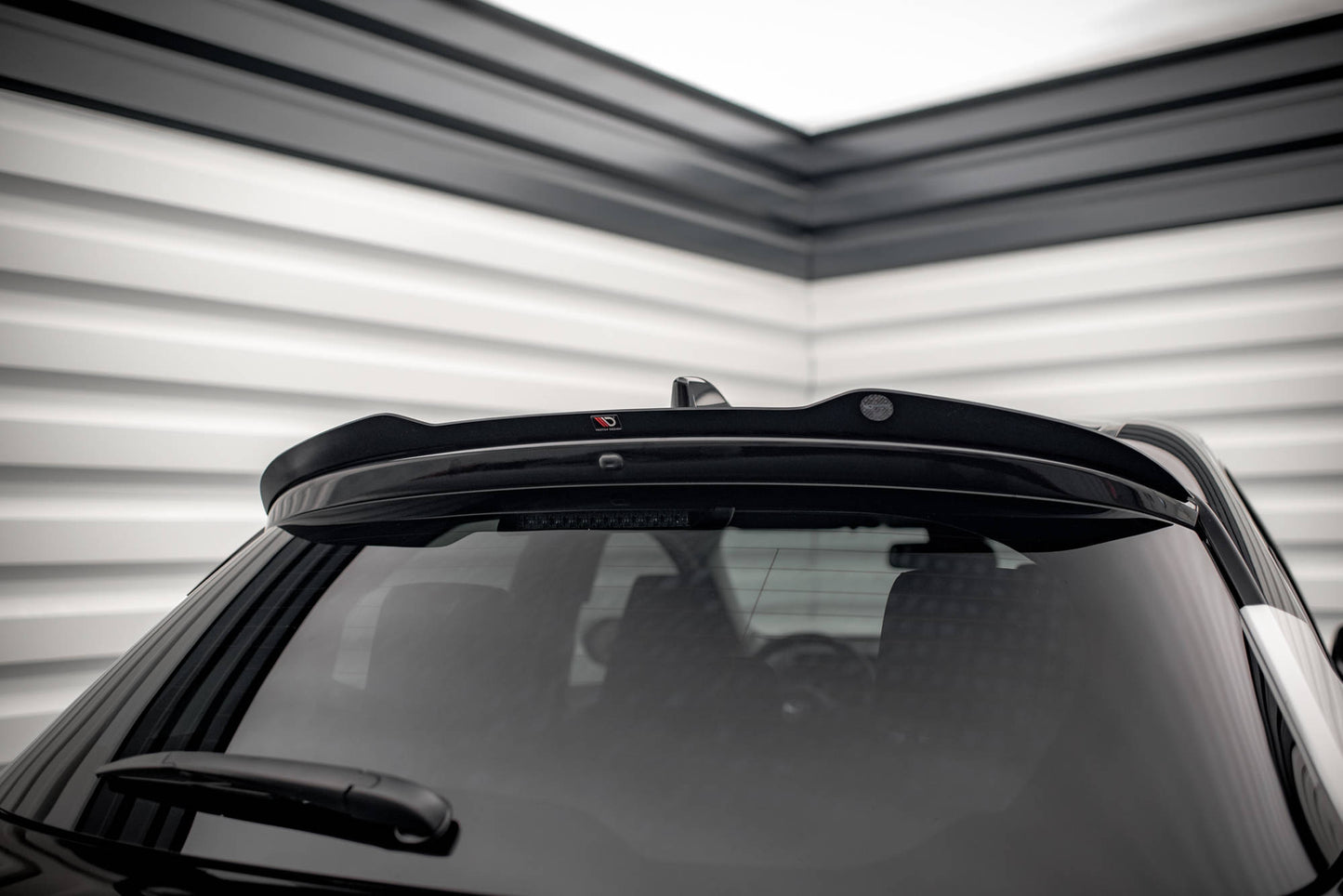 Spoiler cap V.2 Toyota Yaris Mk4