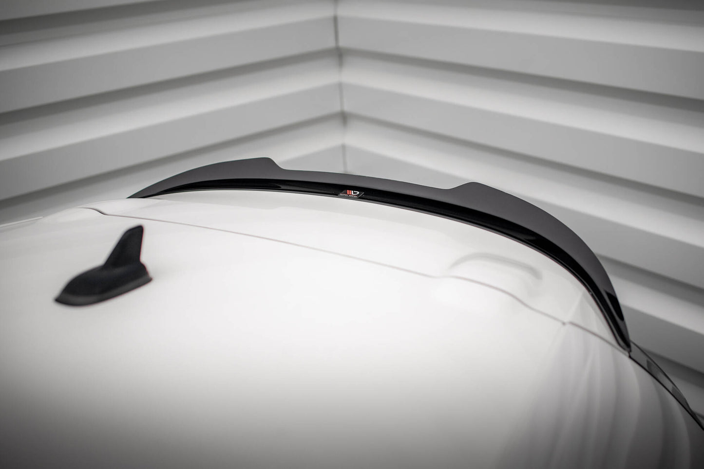 Spoiler cap V.2 Volkswagen Scirocco R Mk3