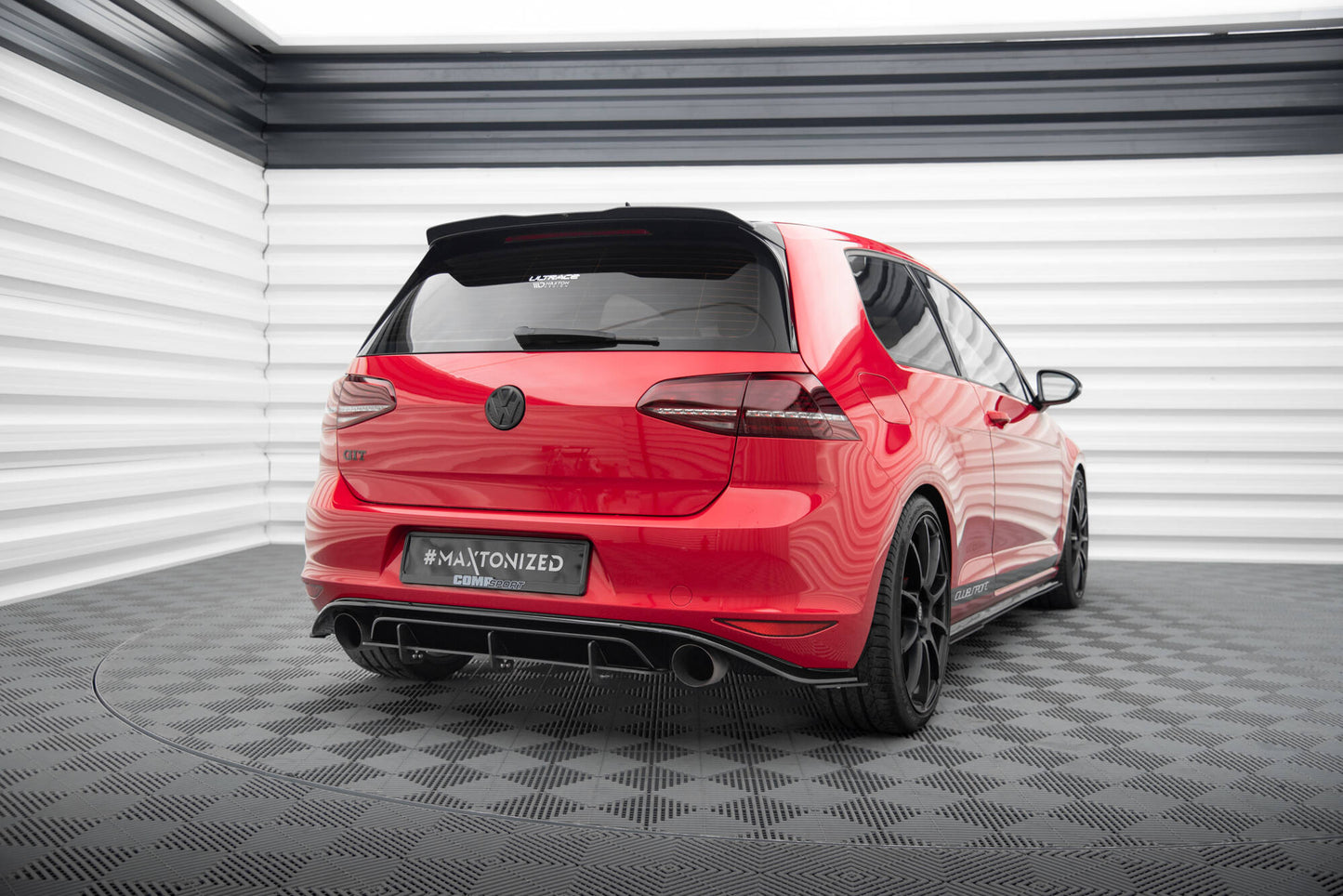 Spoiler cap V.3 Volkswagen Golf 7 / 7 Facelift R / R-Line / GTI