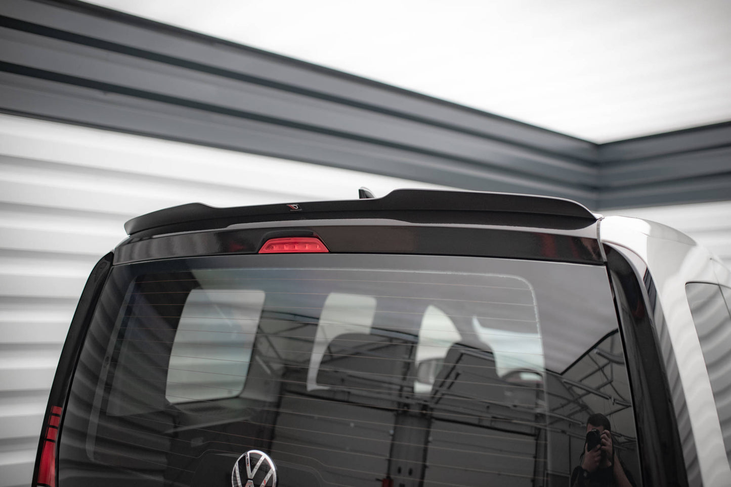 Spoiler cap Volkswagen Caddy Mk5