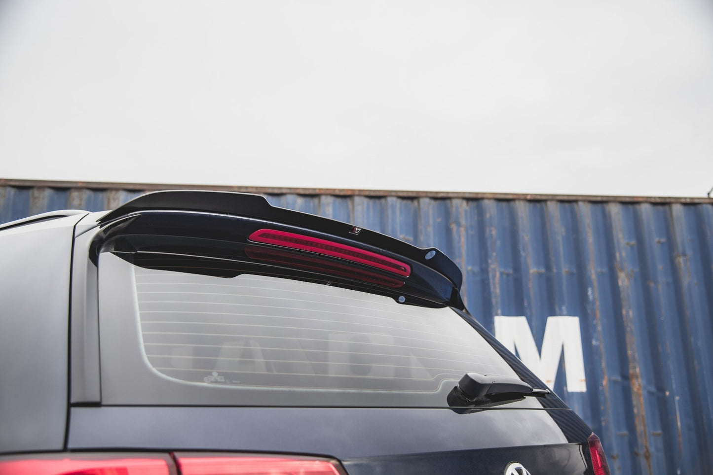 Spoiler cap Volkswagen Passat B8 Variant